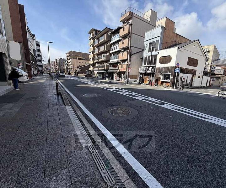 京都府京都市東山区七軒町 4階建 