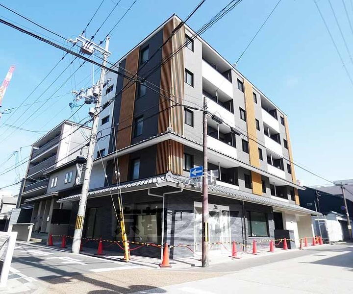 京都府京都市伏見区大阪町 賃貸マンション