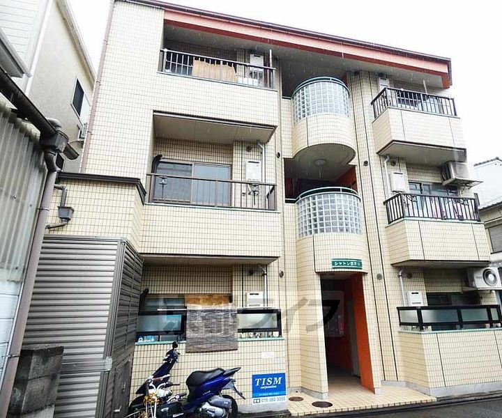 京都府京都市右京区西京極東池田町 賃貸マンション
