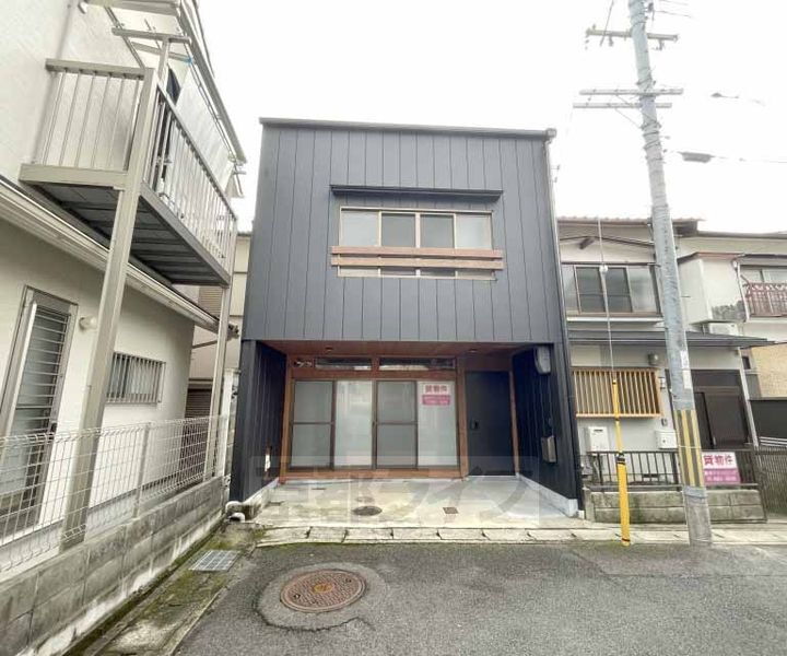 京都府京都市右京区宇多野御池町 賃貸一戸建て