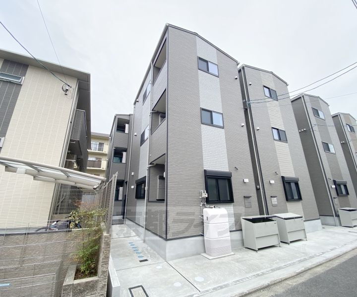京都府京都市右京区太秦安井車道町 賃貸アパート