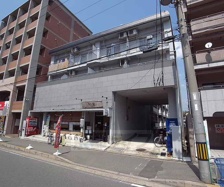 京都府京都市右京区西院日照町 3階建 築44年11ヶ月