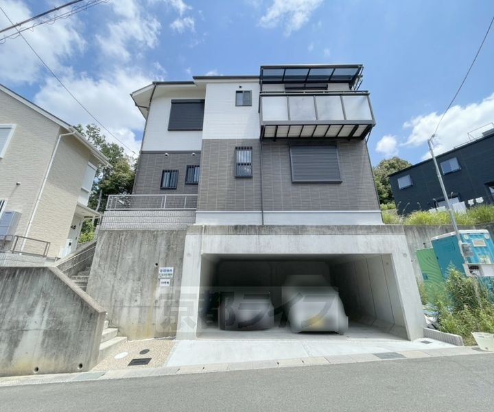 京都府京田辺市薪堀切谷 賃貸一戸建て