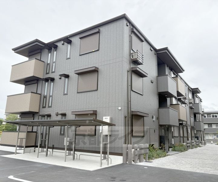 滋賀県大津市大江１丁目 賃貸アパート
