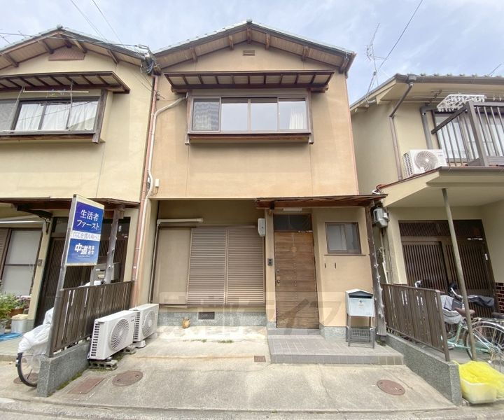 京都府京都市右京区花園土堂町 賃貸一戸建て