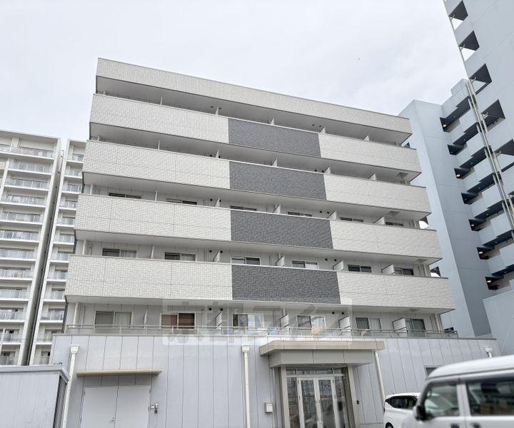 滋賀県草津市南草津１丁目 賃貸マンション