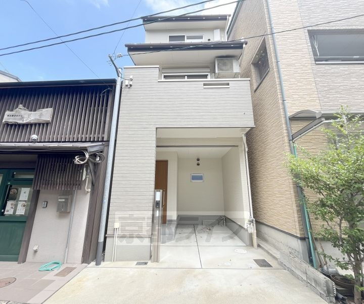 京都府京都市中京区壬生高樋町 賃貸一戸建て