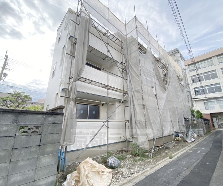京都府京都市右京区西院坤町 賃貸アパート