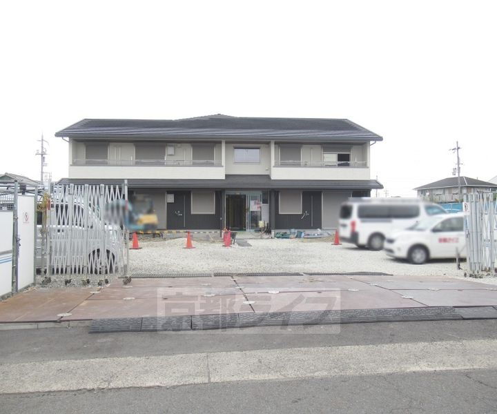 京都府木津川市相楽神後原 2階建 