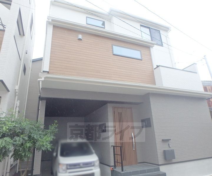 京都府京都市北区紫竹西南町 3階建 築2年3ヶ月