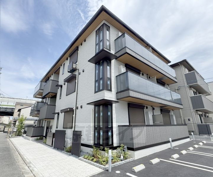 京都府京都市伏見区深草西伊達町 賃貸アパート