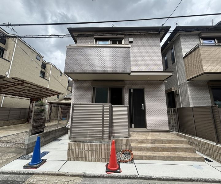 京都府京都市中京区壬生東土居ノ内町 賃貸一戸建て