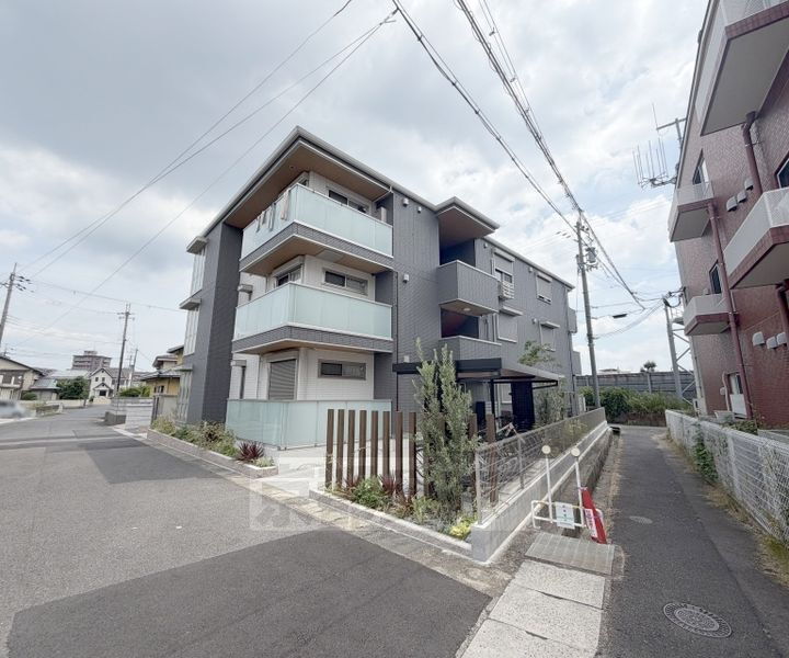 滋賀県草津市東矢倉３丁目 賃貸アパート