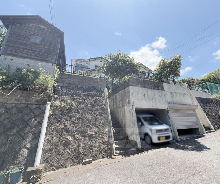 滋賀県大津市稲葉台 賃貸一戸建て