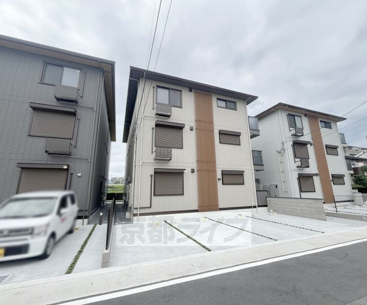 京都府京都市西京区松室吾田神町 賃貸アパート