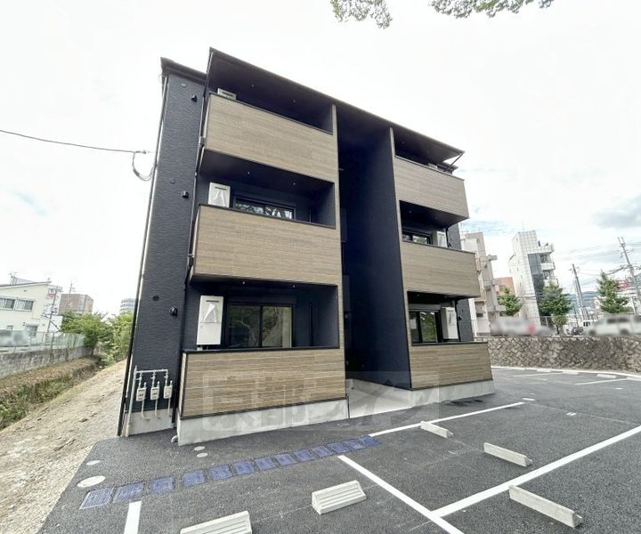 京都府亀岡市南郷町 賃貸アパート