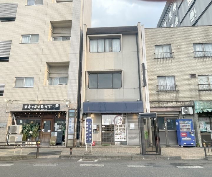 京都府京都市南区西九条島町 賃貸マンション