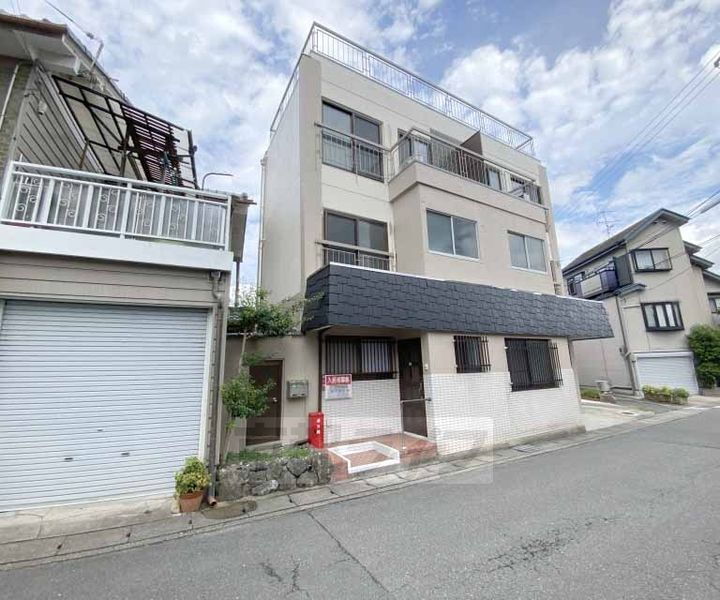 京都府京都市北区上賀茂池殿町 賃貸マンション