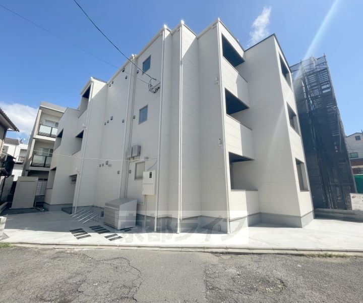 京都府京都市南区東九条北松ノ木町 賃貸アパート