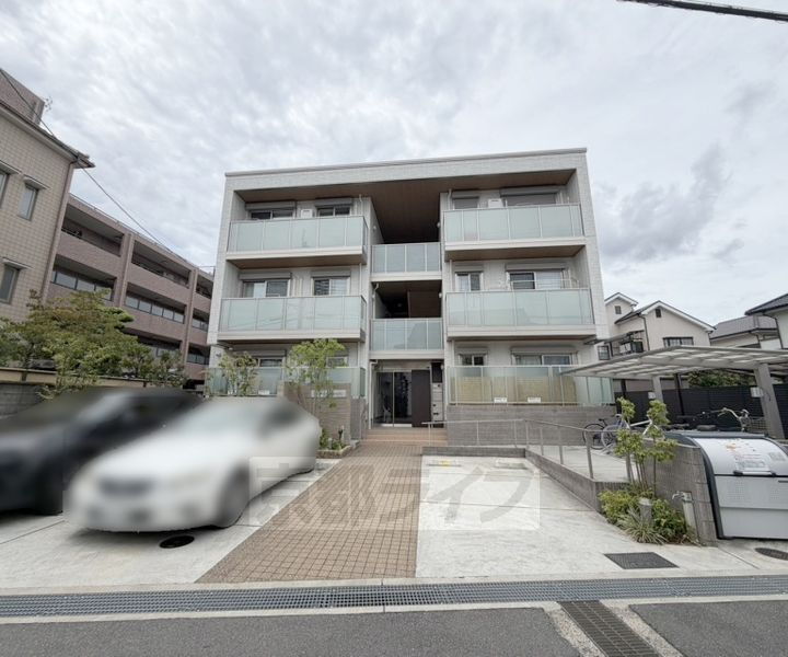 大阪府枚方市楠葉野田１丁目 賃貸マンション