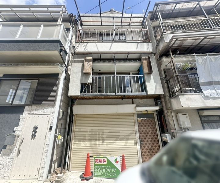 京都府京都市伏見区淀際目町 賃貸一戸建て