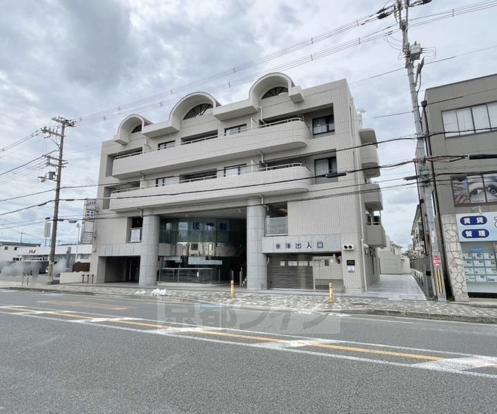 大阪府枚方市楠葉並木１丁目 4階建 築35年2ヶ月