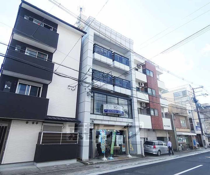 京都府京都市右京区太秦安井馬塚町 賃貸マンション