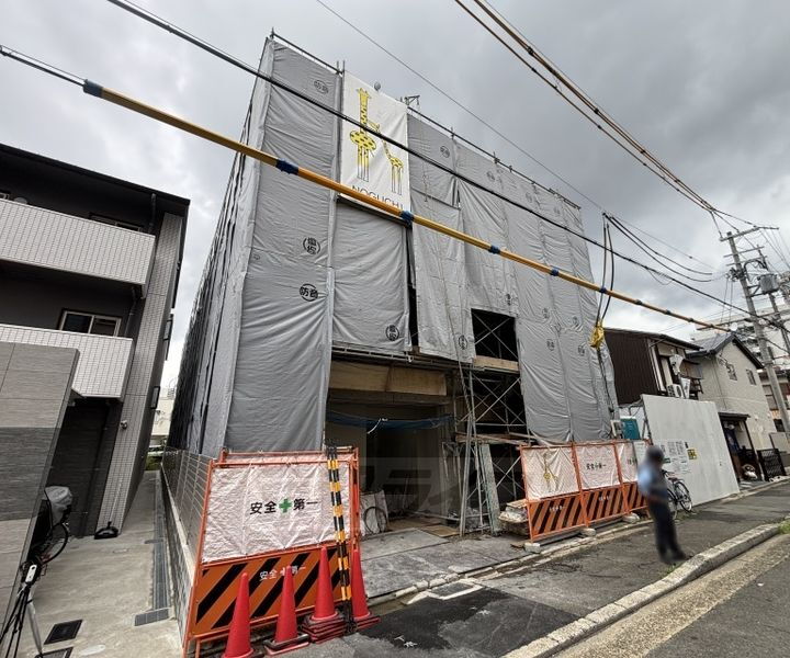 京都府京都市下京区中堂寺鍵田町 賃貸マンション