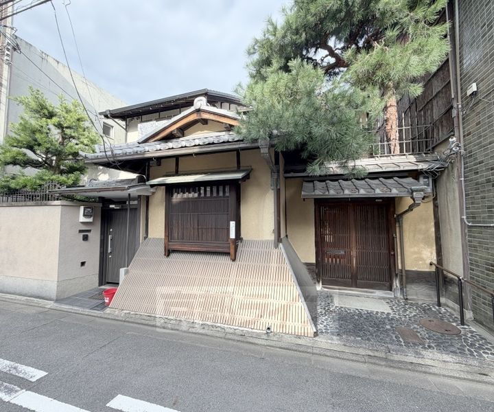 京都府京都市中京区毘沙門町 平屋建て 築112年9ヶ月