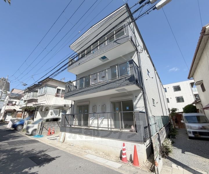 京都府京都市山科区小野蚊ケ瀬町 賃貸アパート