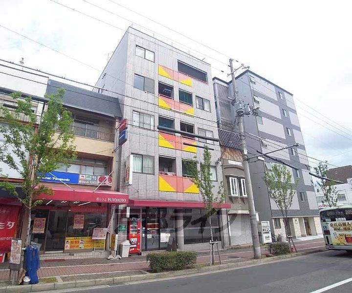 京都府京都市中京区西ノ京南上合町 賃貸マンション