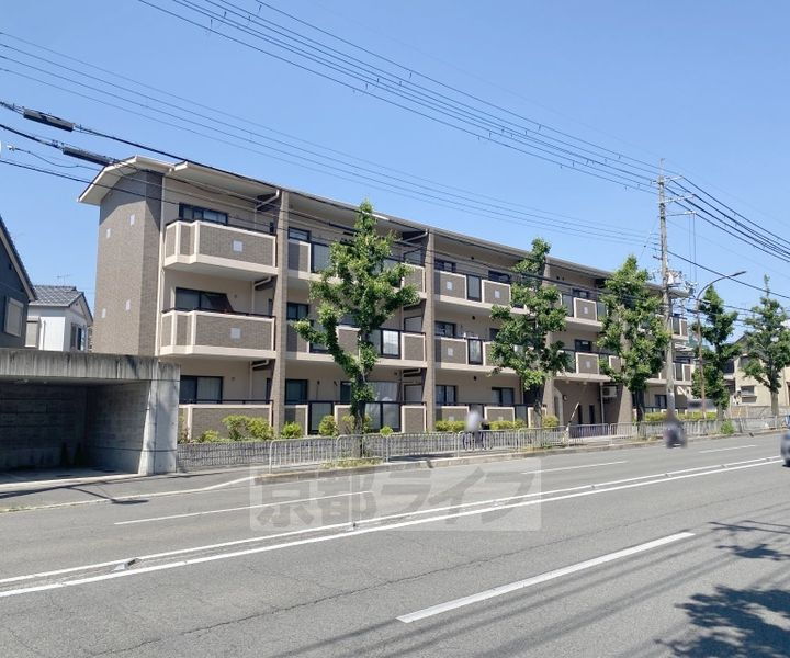 京都府京都市右京区嵯峨広沢南下馬野町 賃貸マンション