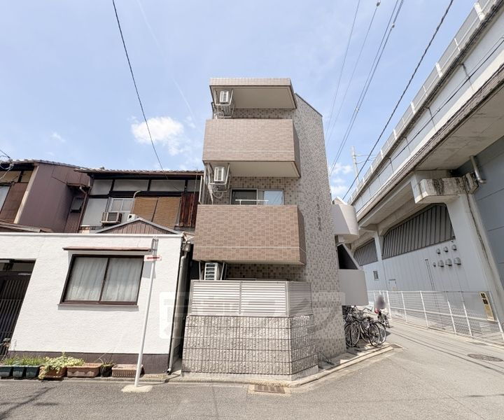 京都府京都市中京区西ノ京南円町 賃貸マンション