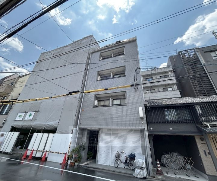 京都府京都市東山区古西町 賃貸マンション