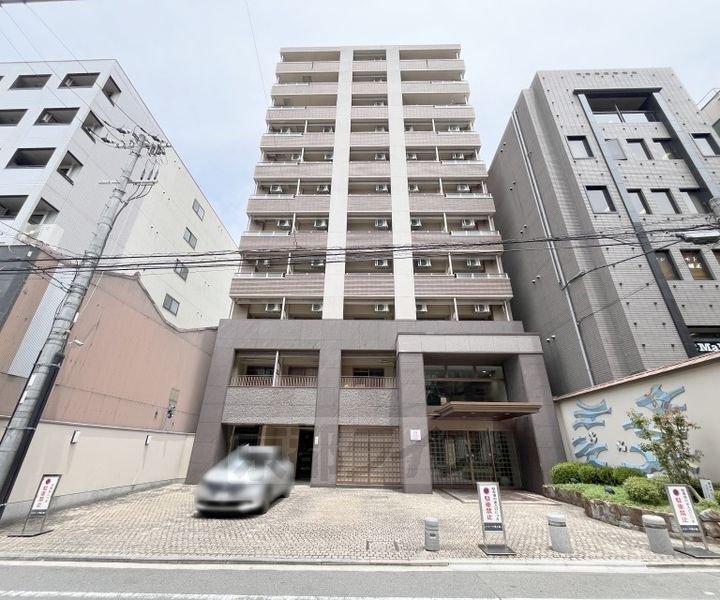 京都府京都市中京区占出山町 11階建 築24年6ヶ月