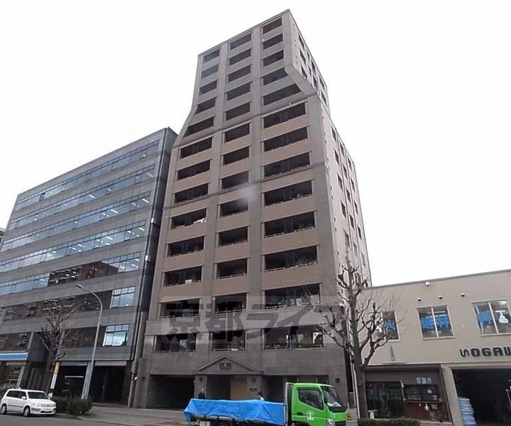京都府京都市下京区吉水町 14階建 築20年9ヶ月