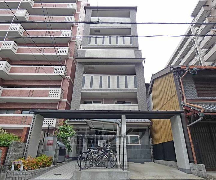 京都府京都市中京区六角油小路町 賃貸マンション