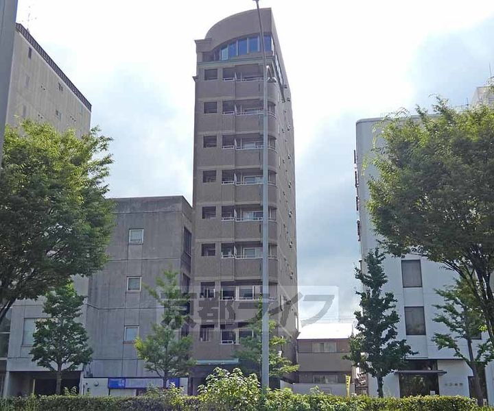 京都府京都市中京区岩上通蛸薬師下る宮本町 築27年11ヶ月 10階建