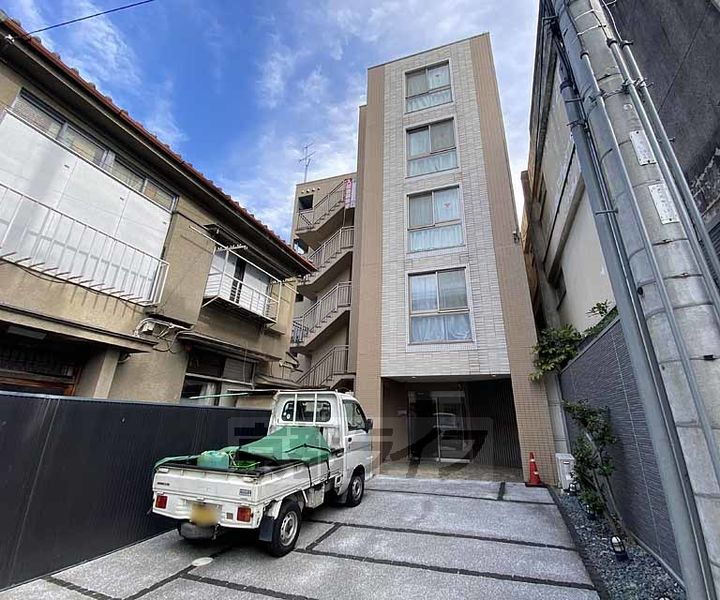 京都府京都市下京区坊門町 賃貸マンション