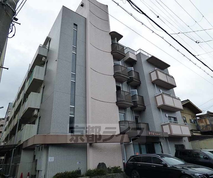 京都府京都市下京区綾小路通大宮西入坊門町 築36年 4階建