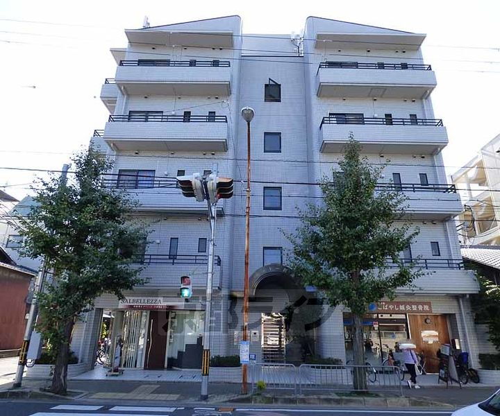 京都府京都市中京区三坊大宮町 賃貸マンション