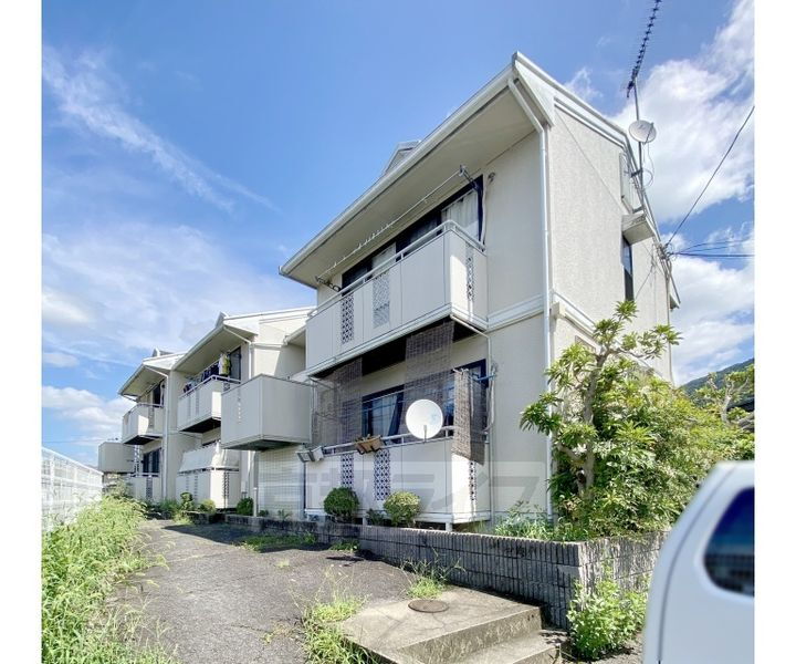 京都府京都市左京区修学院坪江町 賃貸アパート