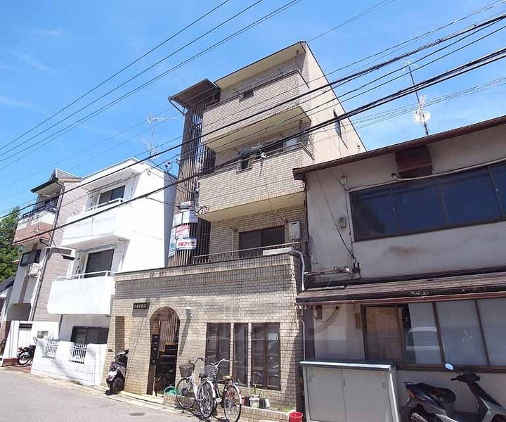 京都府京都市左京区松ケ崎正田町 4階建