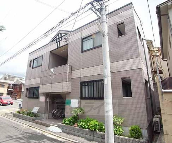 京都府京都市伏見区深草西出町 賃貸アパート