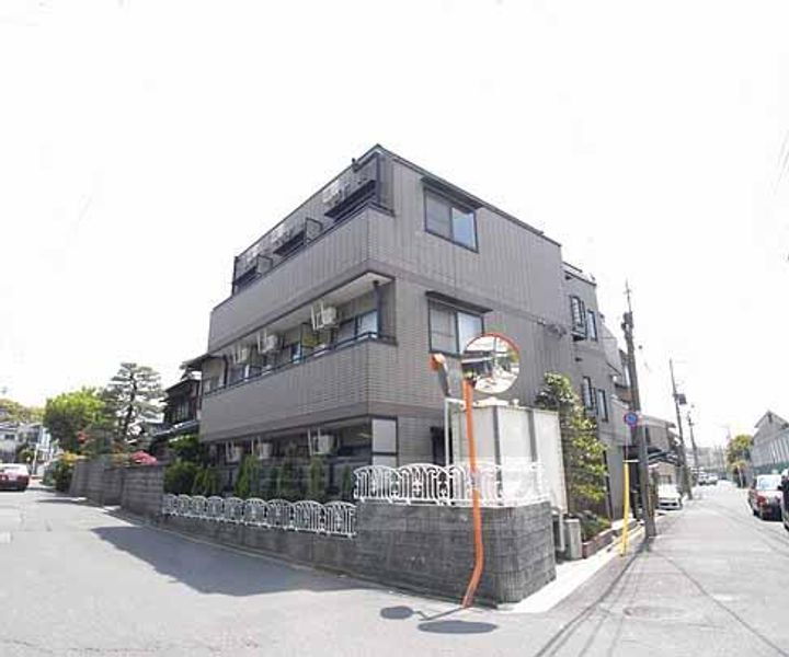 京都府京都市伏見区深草僧坊町 賃貸マンション
