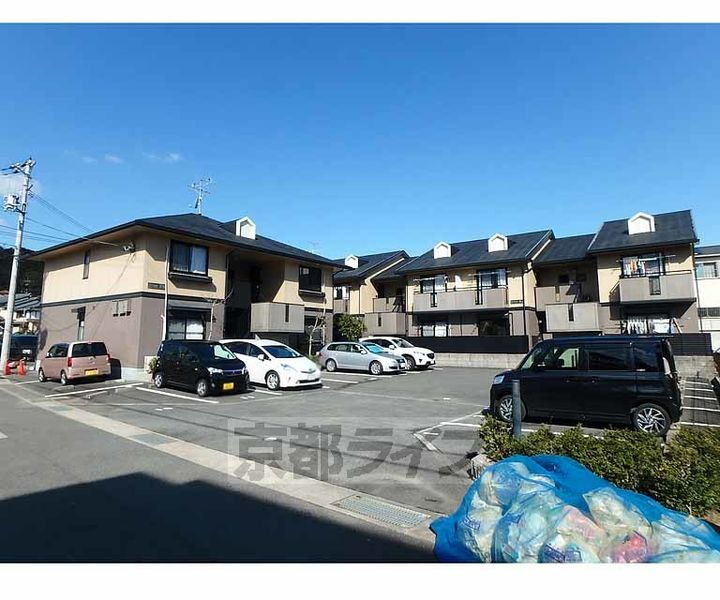 京都府京都市西京区山田北山田町 2階建 築27年10ヶ月