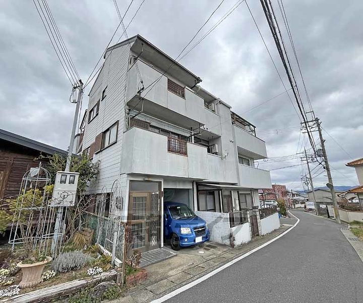 京都府京都市西京区大枝西長町 賃貸マンション
