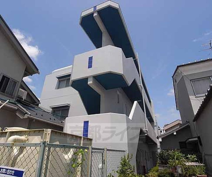 京都府京都市西京区桂巽町 3階建 築34年11ヶ月