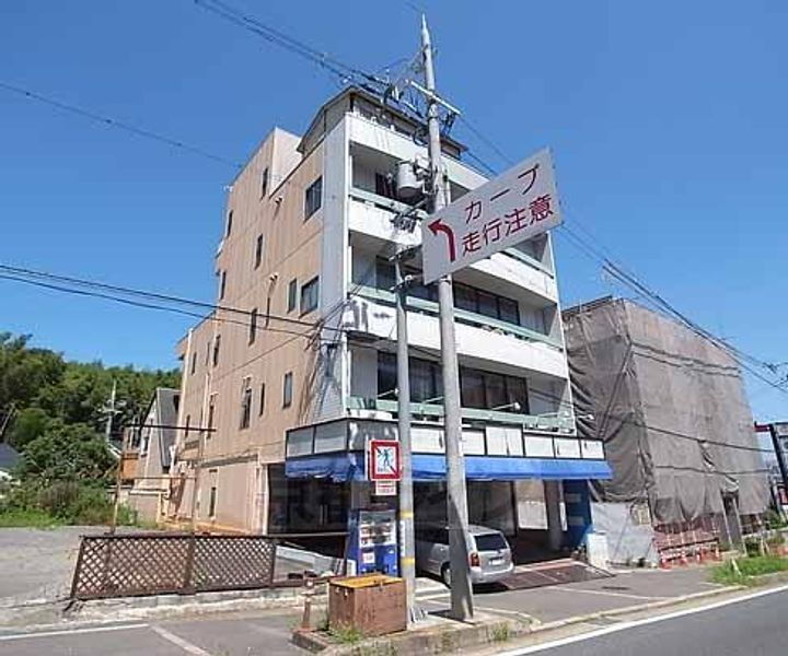 京都府京都市西京区樫原盆山 4階建 築44年1ヶ月
