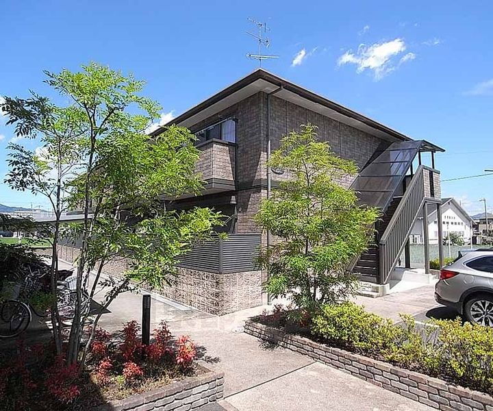 京都府京都市西京区牛ケ瀬山柿町 賃貸アパート